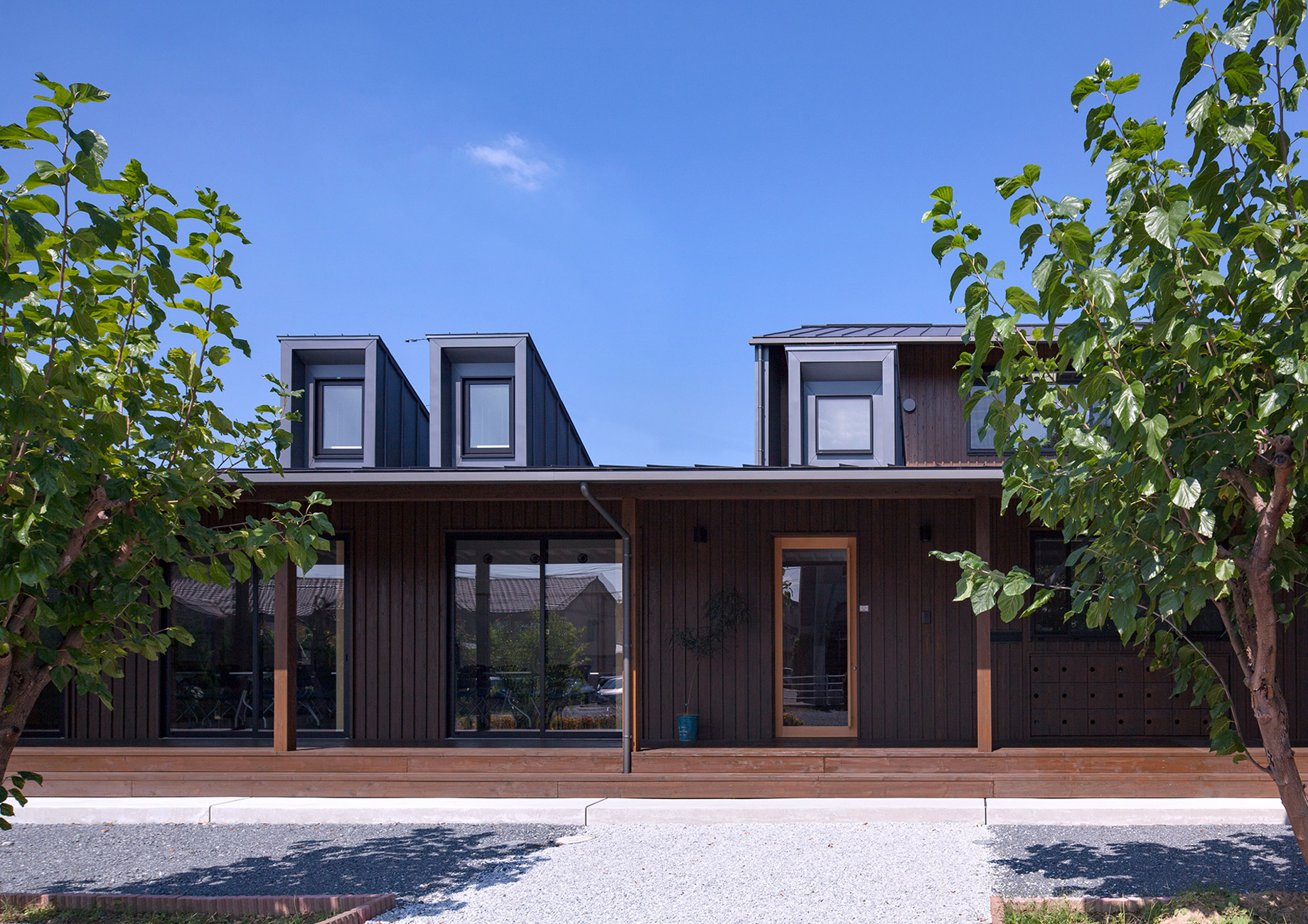 エントランスアプローチ